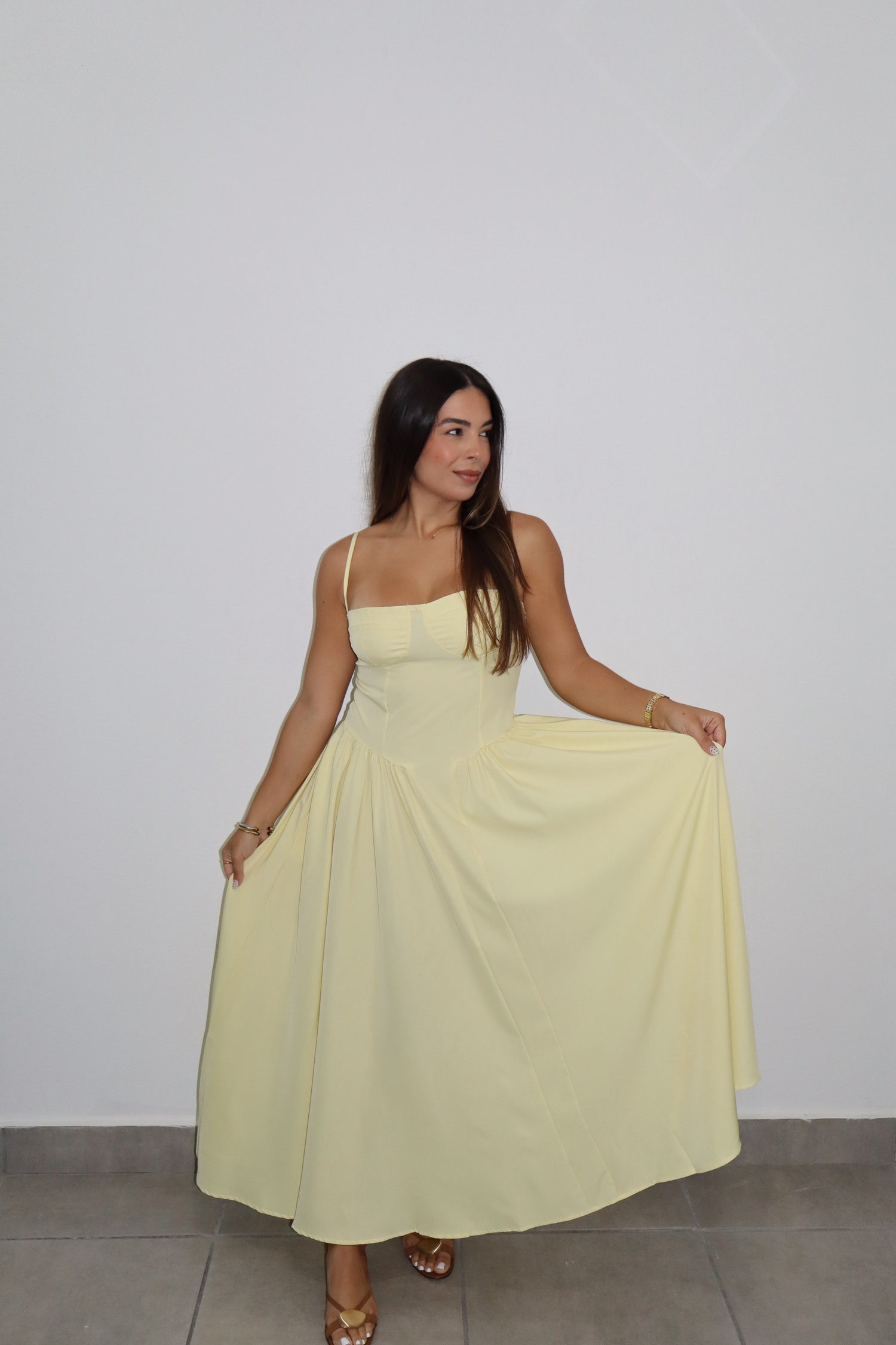 DRESSES